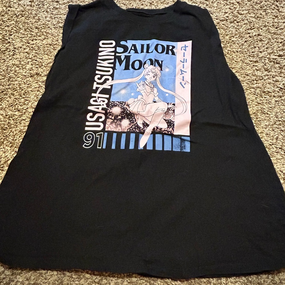 Black Sailor Moon Graphic Tank Top with Pastel Blue-Pink Print
